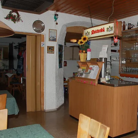 Bayerischer Hof Hotell 2*