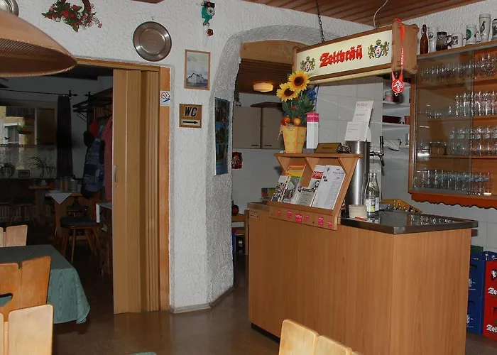 Bayerischer Hof Hotel 2*